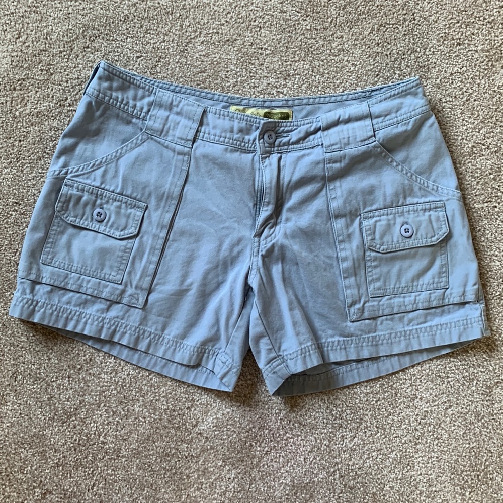 Women’s Cabela’s 7-Pocket Hiker Shorts size 8
